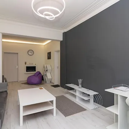 Apartman Degraf Stylish Downtown Gallery